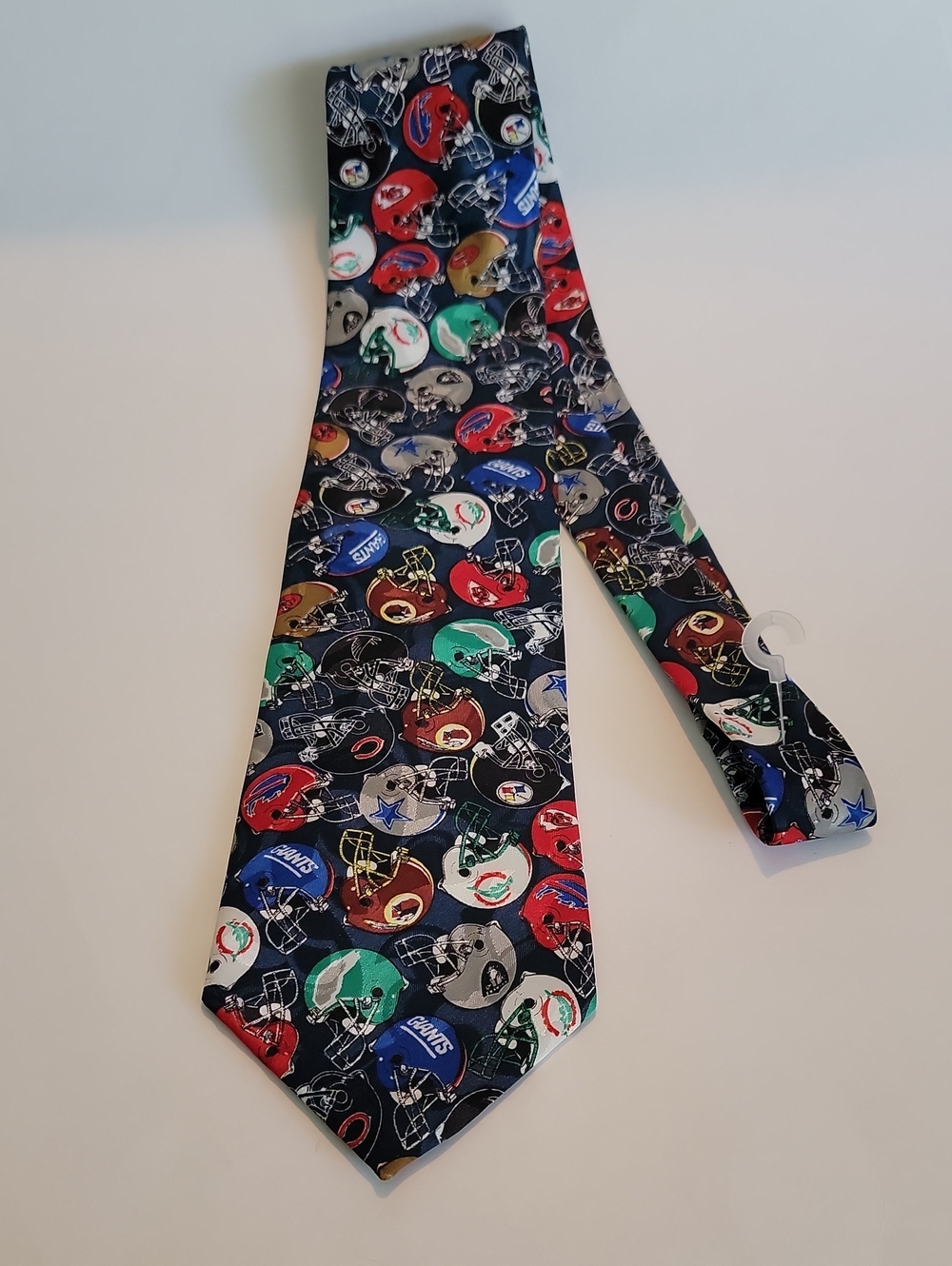 NOVELTY TEAM NFL NATIONAL FOOTBALL LEAGUE HELMETS PATTERN NECKTIE
